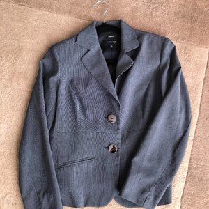 2/$15 Jones Wear Navy/White Blazer Size 8P